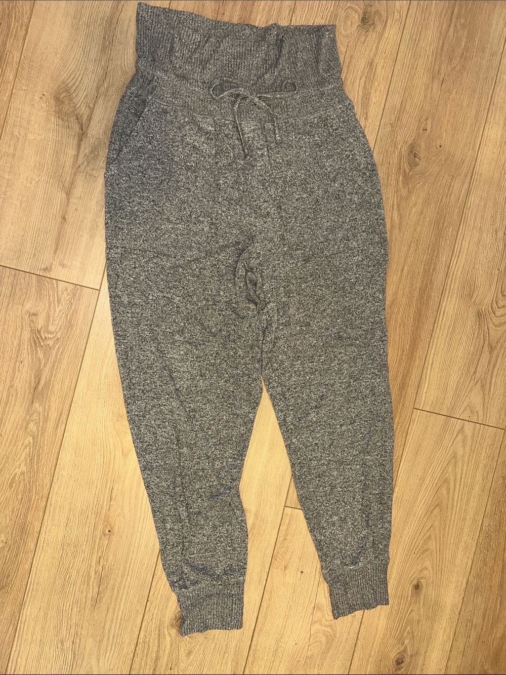 aerie Gray High-Waist Joggers
